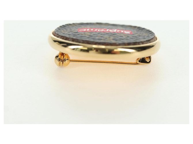 Spilla LOUIS VUITTON Collaborazione SUPRME metallo 2 Set MP2046 LV Auth YKZ1424M Argento D'oro Monogramma - vista 7