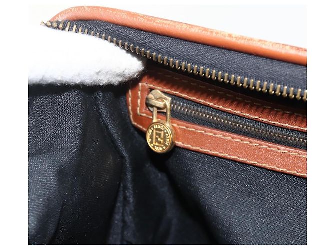 Pequin Borsa a mano in tela Pecan FENDI PVC nera e marrone Auth yk20326 Nero - vista 19