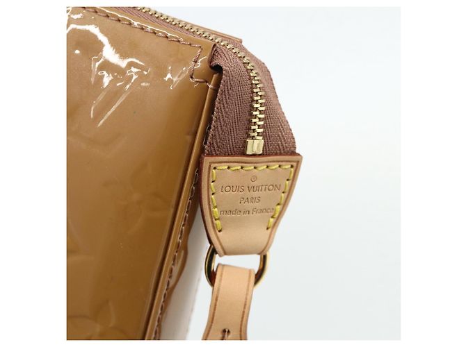 LOUIS VUITTON Pochette Accessori Vernis Dunne M90196 LV Auth 176532A - vista 14