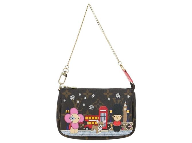 LOUIS VUITTON Vivienne Mini Pochette Accessori Pouch M80863 LV Auth YKZ1367SAM Monogramma - vista 13