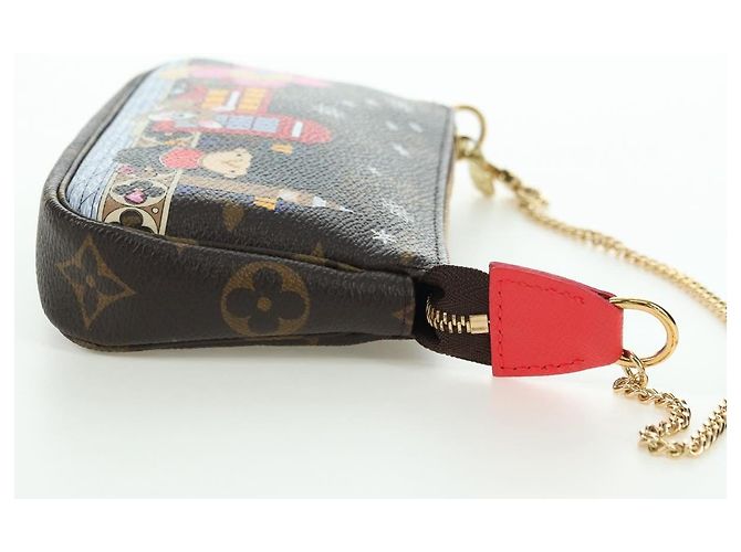 LOUIS VUITTON Vivienne Mini Pochette Accessori Pouch M80863 LV Auth YKZ1367SAM Monogramma - vista 4