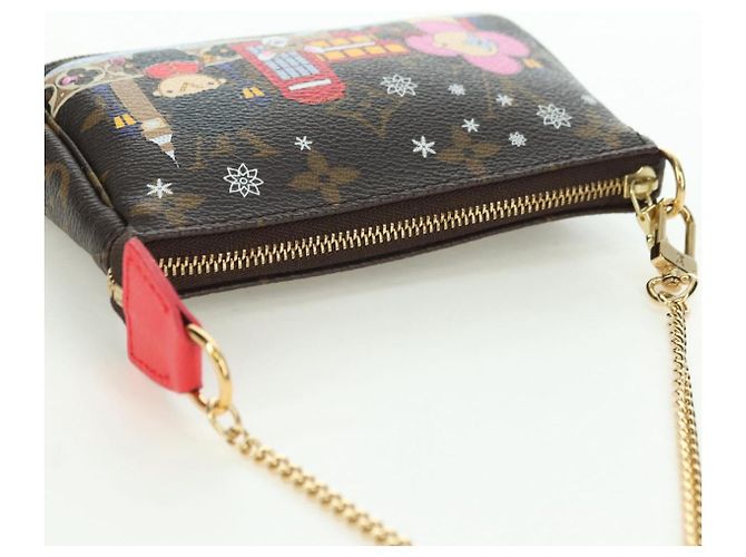 LOUIS VUITTON Vivienne Mini Pochette Accessori Pouch M80863 LV Auth YKZ1367SAM Monogramma - vista 6