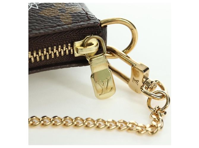 LOUIS VUITTON Vivienne Mini Pochette Accessori Pouch M80863 LV Auth YKZ1367SAM Monogramma - vista 9