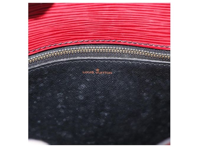 LOUIS VUITTON Borsa a Spalla Epi Saint Cloud GM Rossa M52197 LV Auth YKZ1214 Rosso - vista 15