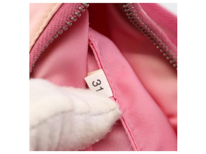 PRADA Borsa Pouch in Nylon Rosa Argento Auth 175327 - vista 21