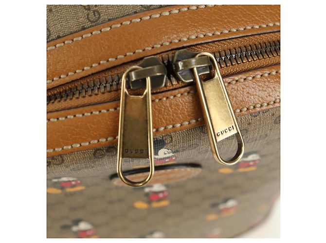Gucci Zaino Micro GG Supreme Disney in PVC beige e oro 552884 Auth YKZ1359M D'oro - vista 18