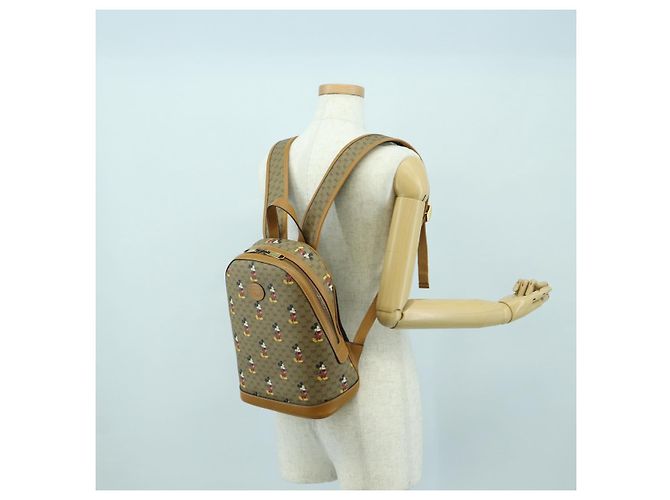Gucci Zaino Micro GG Supreme Disney in PVC beige e oro 552884 Auth YKZ1359M D'oro - vista 26