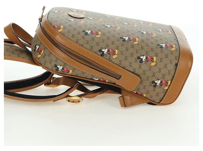 Gucci Zaino Micro GG Supreme Disney in PVC beige e oro 552884 Auth YKZ1359M D'oro - vista 4
