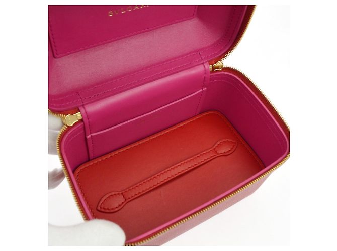 Bulgari Bolsa Vanity em Couro Serpenti Forever da Bvlgari - vista 3