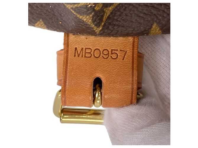Borsa Tote Saumur GM Monogramma Louis Vuitton - vista 8