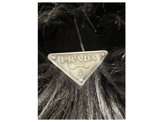 Prada 2011 Schwarzer Kunstpelzmantel Größe 40 gebraucht - Ansicht 5