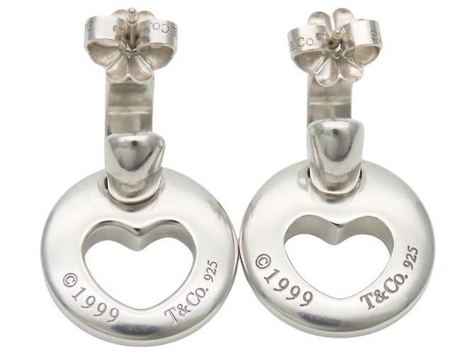 Orecchini a cerchio in argento sterling 925 a forma di cuore traforato Tiffany & Co. - vista 3