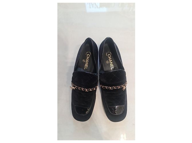 Mocassini in suede nero Chanel NWOB Taglia 41 usati - vista 7