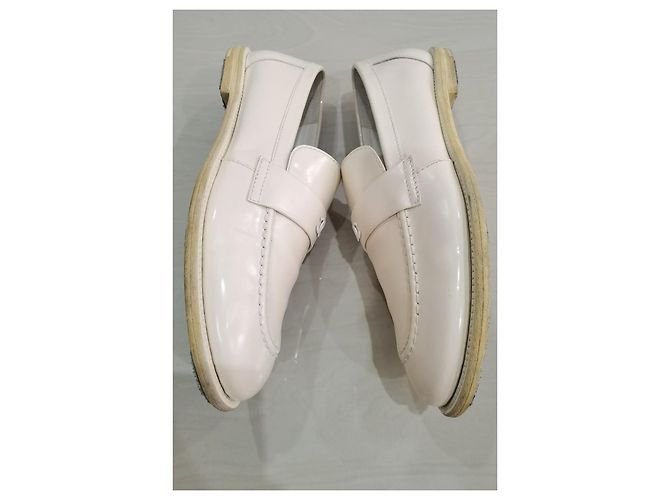 Mocassini con Logo CC di Chanel Bianco - vista 4