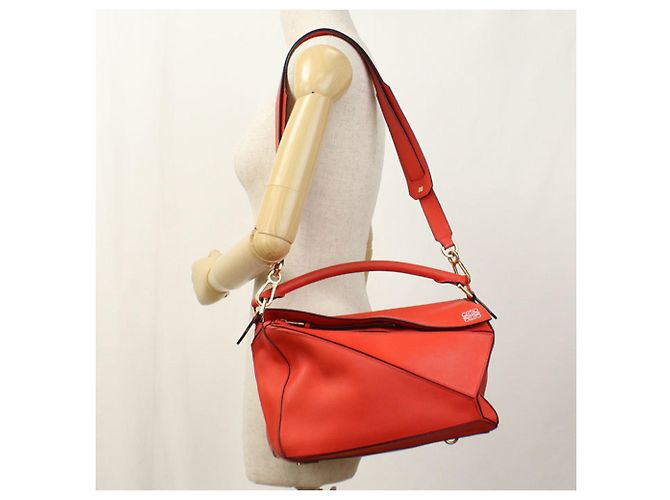Puzzle Bolso rojo de tamaño mediano Loewe Roja - vista 9