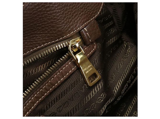 Braune Nylon-Tote von Prada - Ansicht 8