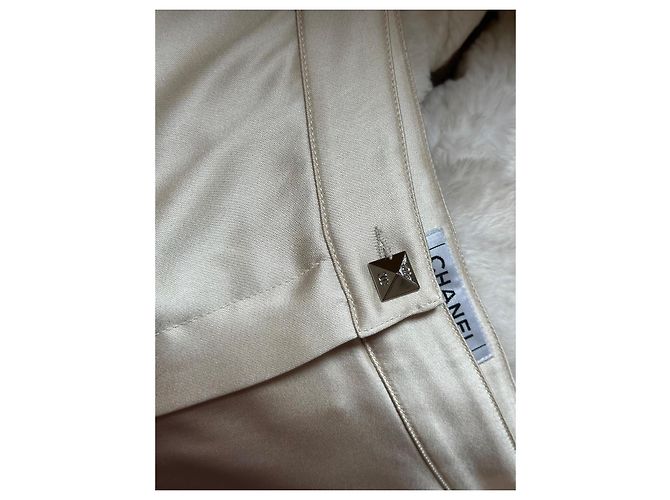 Pantalones de seda ecru Chanel Beige Crudo Blanco roto - vista 5