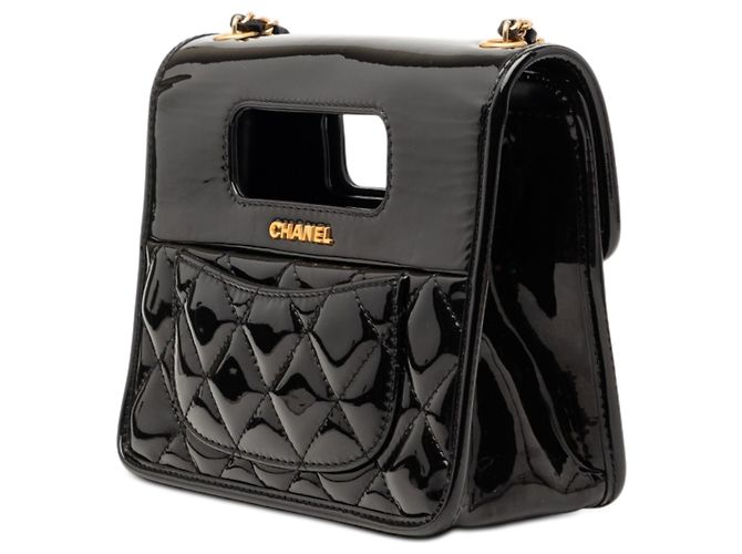 Chanel Mini Nera Trapuntata in Vernice Grafica Catch Flap Nero - vista 2