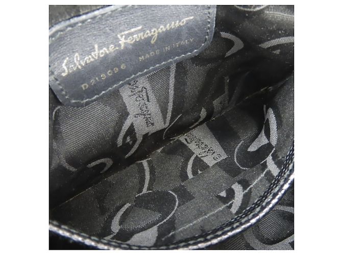 Borsa a Spalla Vara di Salvatore Ferragamo Nero - vista 28