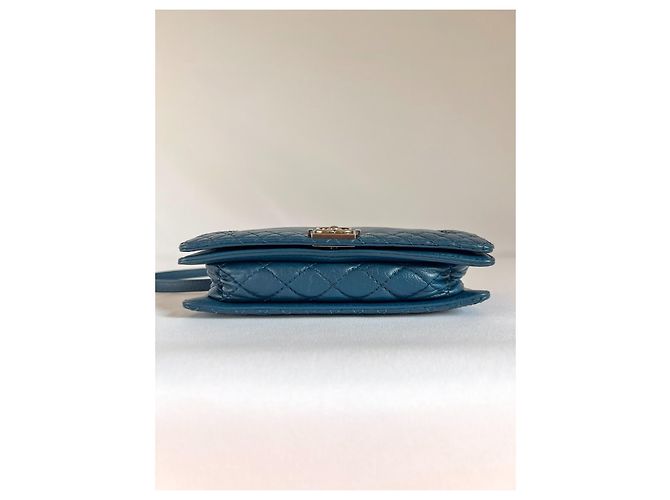 Borsa Chanel Boy blu scuro in pelle - vista 11
