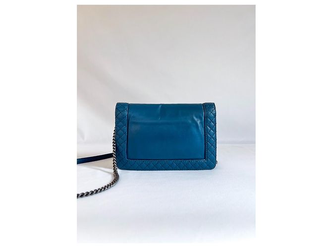 Borsa Chanel Boy blu scuro in pelle - vista 14