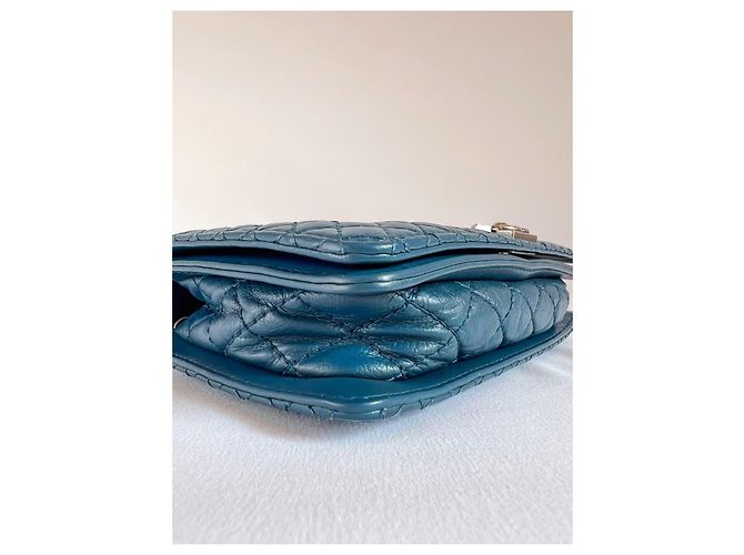 Borsa Chanel Boy blu scuro in pelle - vista 9