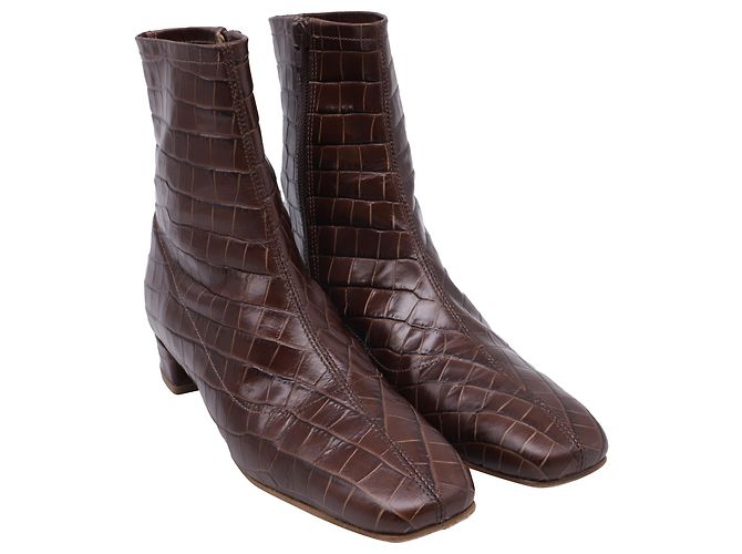 Botas de Tobillo de Cuero Marrón con Relieve de Cocodrilo By Far Castaño Roja - vista 3