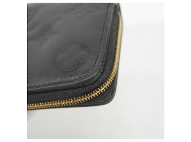 Coussin Cartera Lou de cuero Monogram grabado Louis Vuitton Negro - vista 7