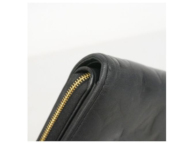 Coussin Cartera Lou de cuero Monogram grabado Louis Vuitton Negro - vista 8