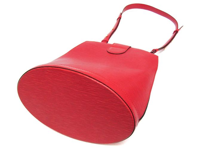 Borsa a Spalla Cluny Louis Vuitton in Pelle Epi Rosso - vista 2