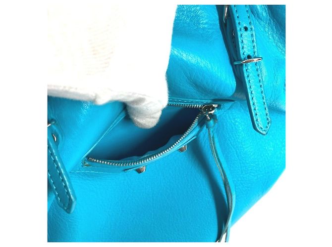 Borsa a spalla A4 The Paper in pelle blu di Louis Vuitton - vista 15