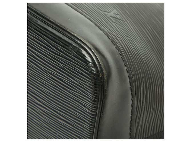 Borsa Alma Epi di Louis Vuitton Nero - vista 4
