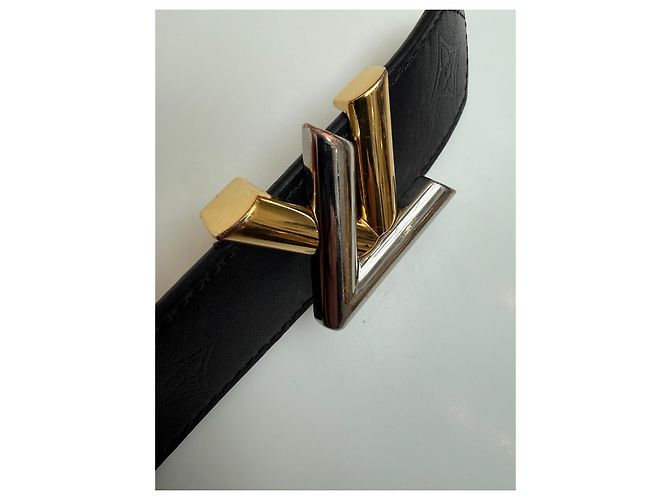 Louis Vuitton LV Twist Monogram Leder Initiales Gürtel Schwarz - Ansicht 10