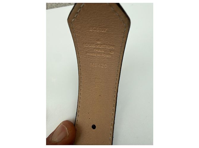 Louis Vuitton LV Twist Monogram Leder Initiales Gürtel Schwarz - Ansicht 6