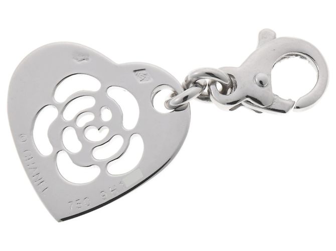 Timeless Charm Camelia di Chanel in oro bianco 18K D'oro - vista 2