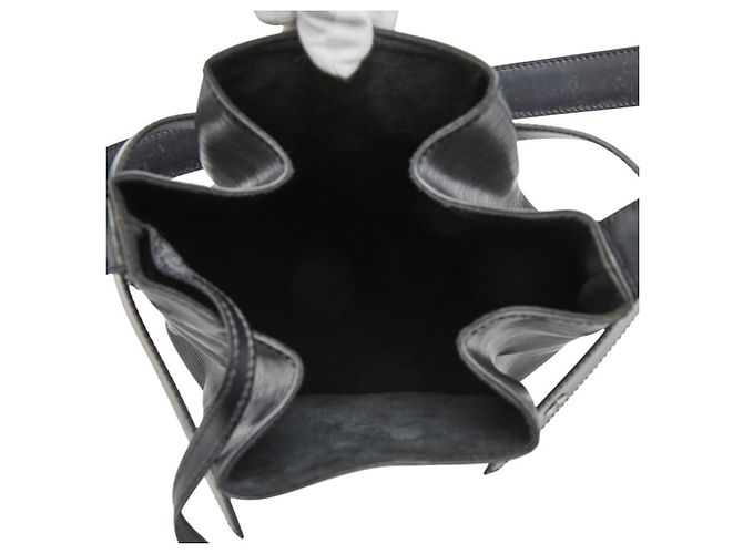 Borsa a Spalla GM Epi Louis Vuitton Nero - vista 10