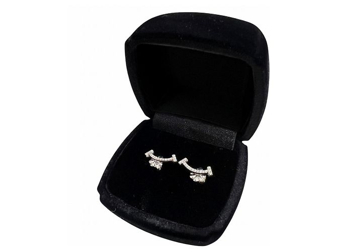 Tiffany & Co Orecchini Mini Tiffany T Smile D'oro - vista 14