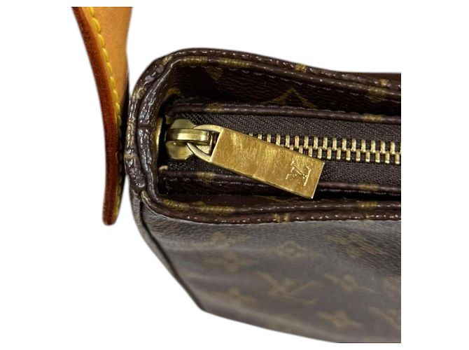 Borsa a Spalla Looping MM Monogramma Louis Vuitton Marrone - vista 15