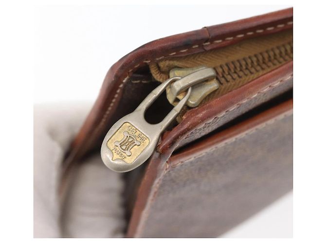 Céline Clutch in tela Macadam CELINE in pelle PVC marrone oro Auth 176026 D'oro - vista 12