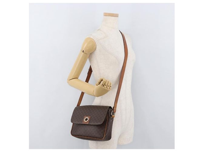 Céline Borsa a spalla circolare in tela Macadam CELINE in pelle PVC marrone oro Auth ti3851 D'oro - vista 25