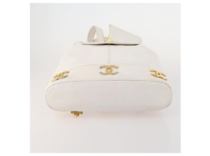 Zaino Triple Coco CHANEL in pelle caviar bianca oro CC Auth BAZ250A Bianco D'oro - vista 10