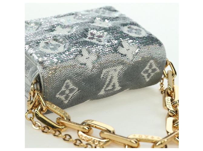 LOUIS VUITTON Borsa a Cintura Coussin Monogramma Argento LV Auth YKZ1196SAM - vista 6
