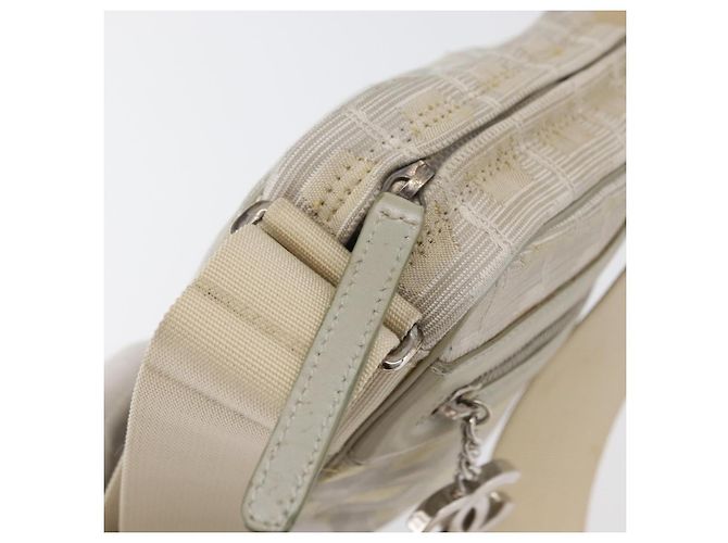 CHANEL Nuova linea da viaggio Borsa a spalla in nylon beige CC Auth ka3980A - vista 15
