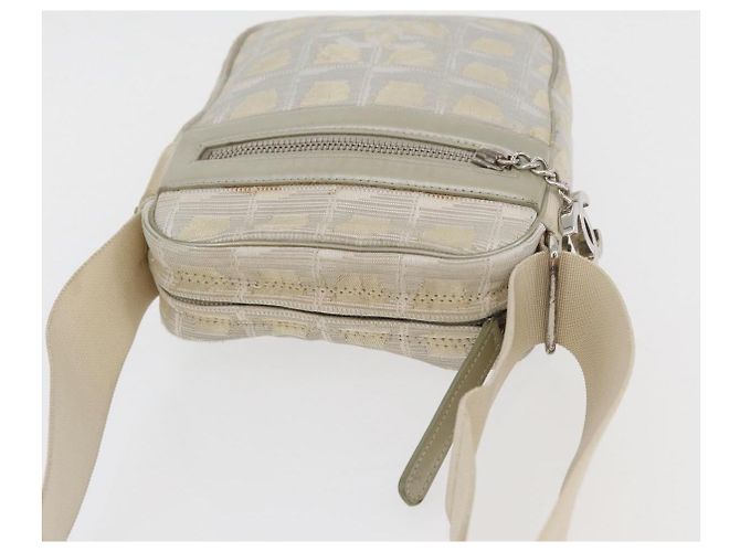 CHANEL Nuova linea da viaggio Borsa a spalla in nylon beige CC Auth ka3980A - vista 6