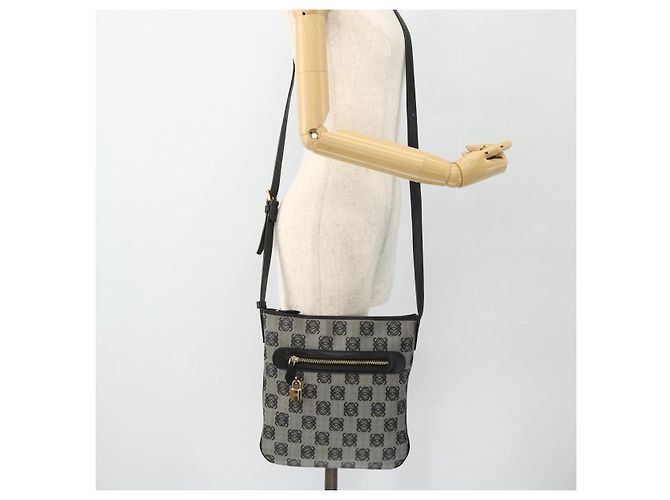 LOEWE Borsa a Spalla Anagram in Pelle PVC Grigia Oro Auth yk20256 Marrone D'oro - vista 23