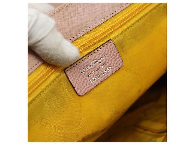 Borsa a mano Gancini in pelle rosa argento Auth 176491 di Salvatore Ferragamo - vista 14