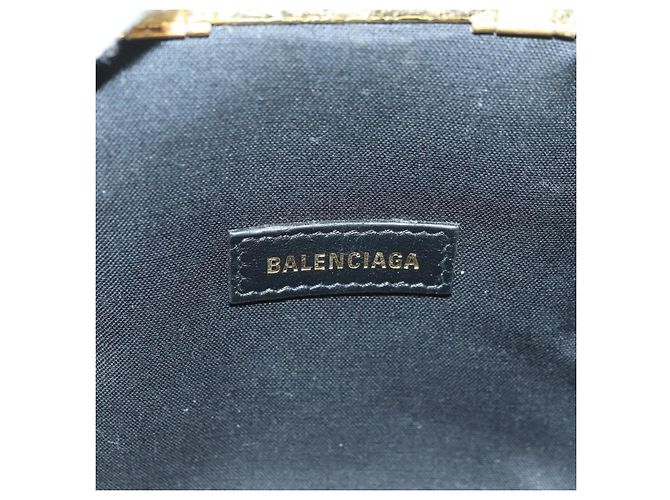 Borsa a spalla Cloud Coin in pelle Balenciaga oro 618915 Auth YKZ1511A - vista 18