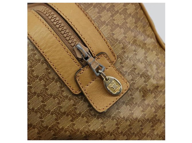 Céline Borsa a mano in tela Macadam CELINE PVC Beige Oro Auth ka3954 D'oro - vista 17