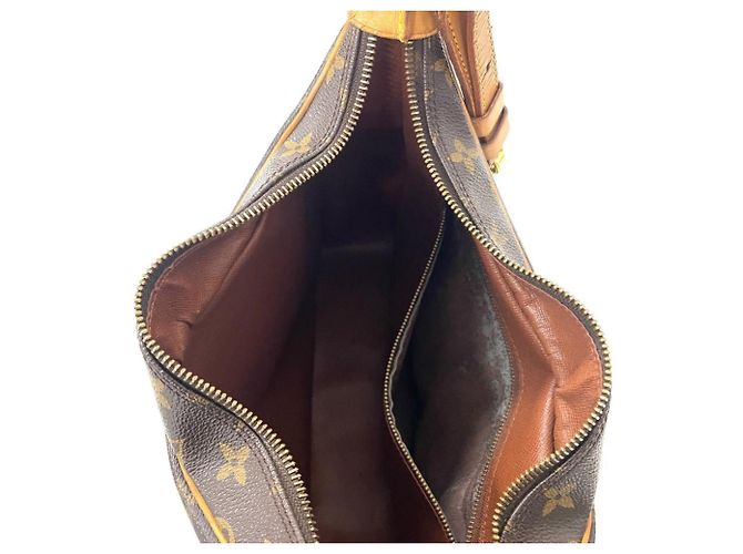 Borsa a Spalla Boulogne 30 di Louis Vuitton Marrone - vista 6