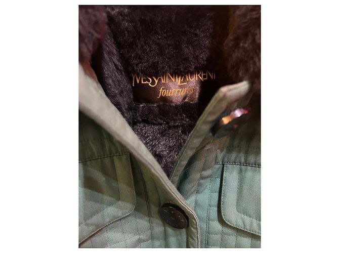 Cappotto in pelliccia verde e nero Yves Saint Laurent - vista 4